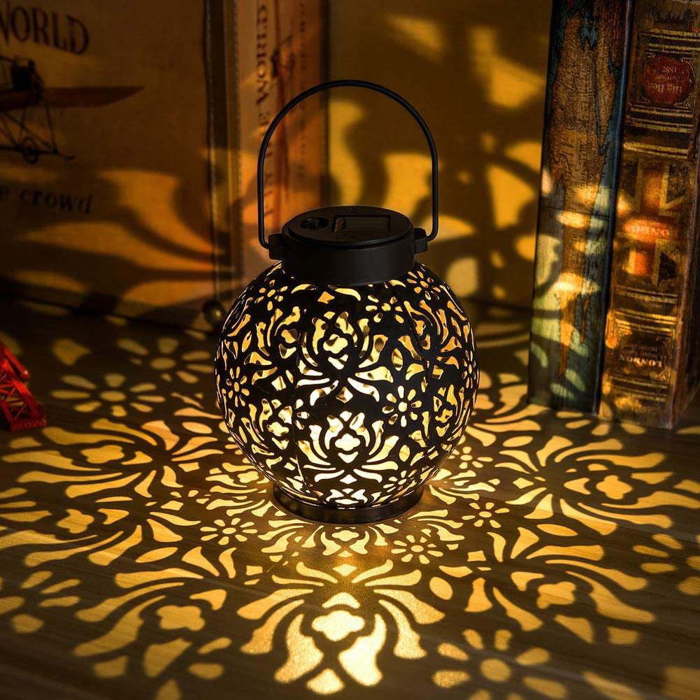 ☀️ 50% RABATT 🌙 | Hängande Solcellslykta – Blomformad Utskärning & IP55 Vattentät
