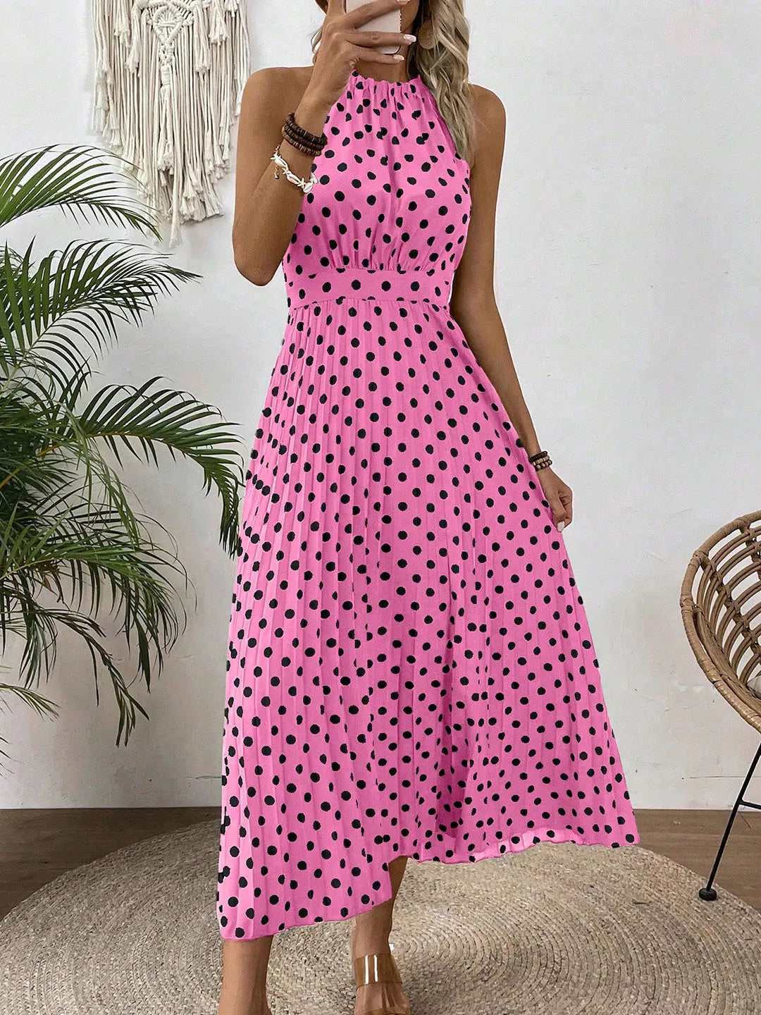 👗 60% RABATT! ⏳ Halterklänning med prickar för dam – Flödande & ledig passform – Perfekt för sommar, strand eller lata dagar – romantisk stil med retrokänsla 🌸