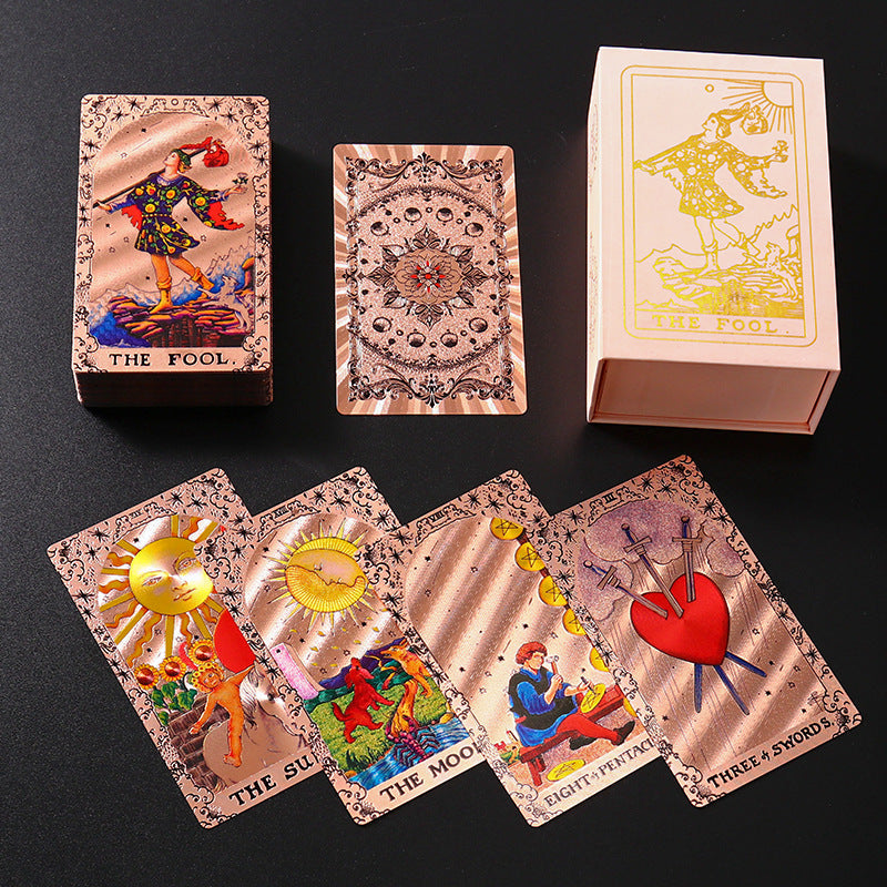 🔮 50% RABATT NU! ✨ Lyxig Gyllene Tarotkortlek – Inklusive Guidebok, Svart Sammetspåse & Spådomskort 🎴📖