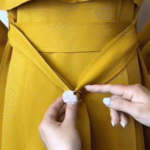 ✨ French Elegant Coat Scarf Buckle (50% discount) – Elegance at your fingertips!