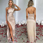 Passar dina kurvor Satin One Shoulder Drape Slit Maxi Dres