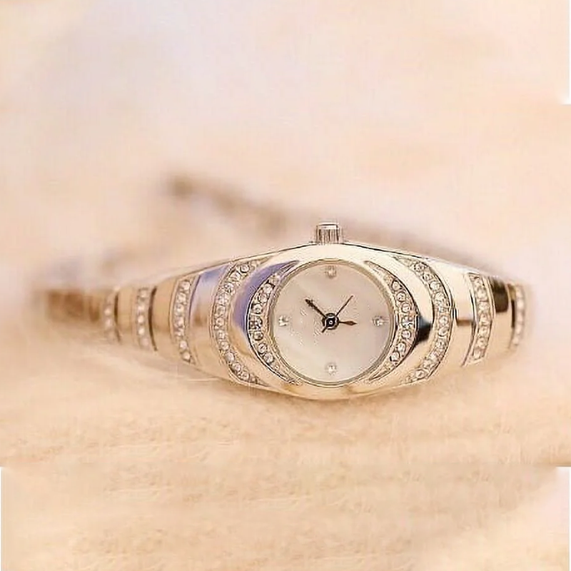 ⏳Tidsbegränsat specialerbjudande💎Damarmbandsklocka med strass⌚