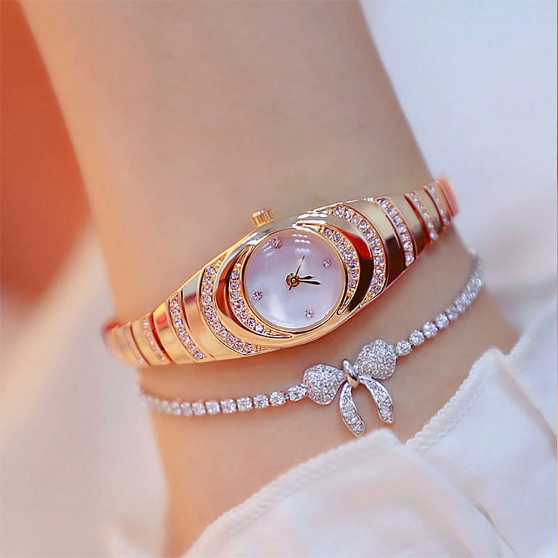 ⏳Tidsbegränsat specialerbjudande💎Damarmbandsklocka med strass⌚