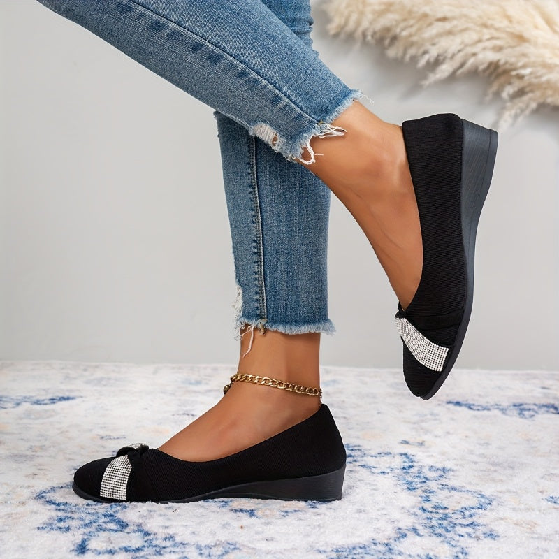 🔥Sista dagen-kampanj 50 % RABATT – Lätta, fashionabla damskor med strass och kilklack