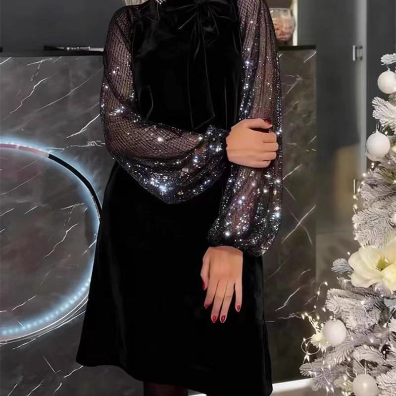 ⏳Begränsad tid 49 % Rabatt⏰Damklänning med Glitter och Fluga vid Halsen✨👗