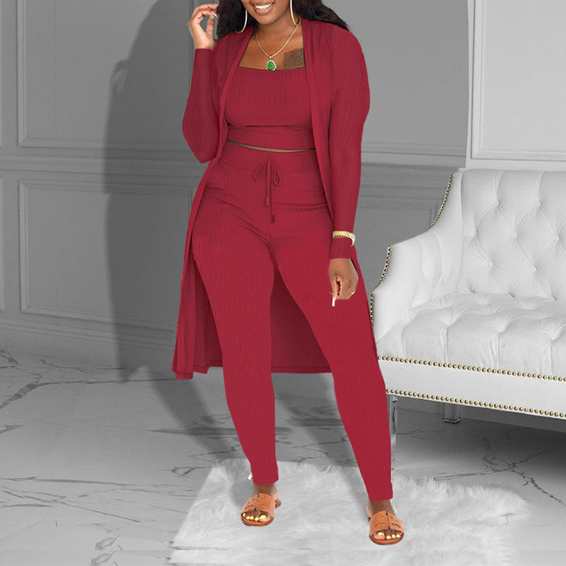 🔥🎁Nyhet 50 % RABATT✨🔥Casual stickat tredelat set – kort topp, kofta och byxor💞