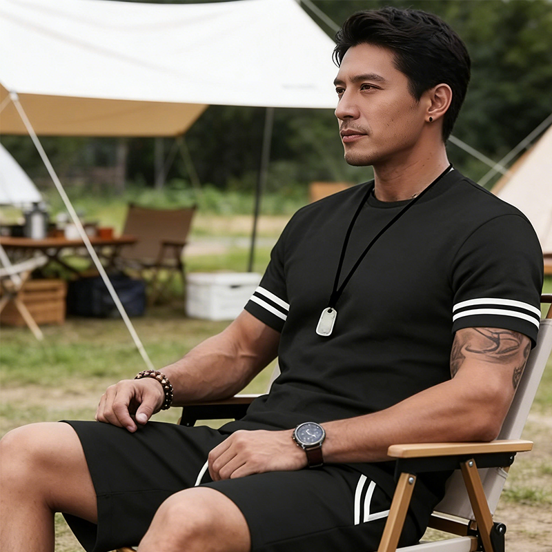 ✨ 50 % rabatt🔥 2-delat set för män: randig t-shirt och shorts