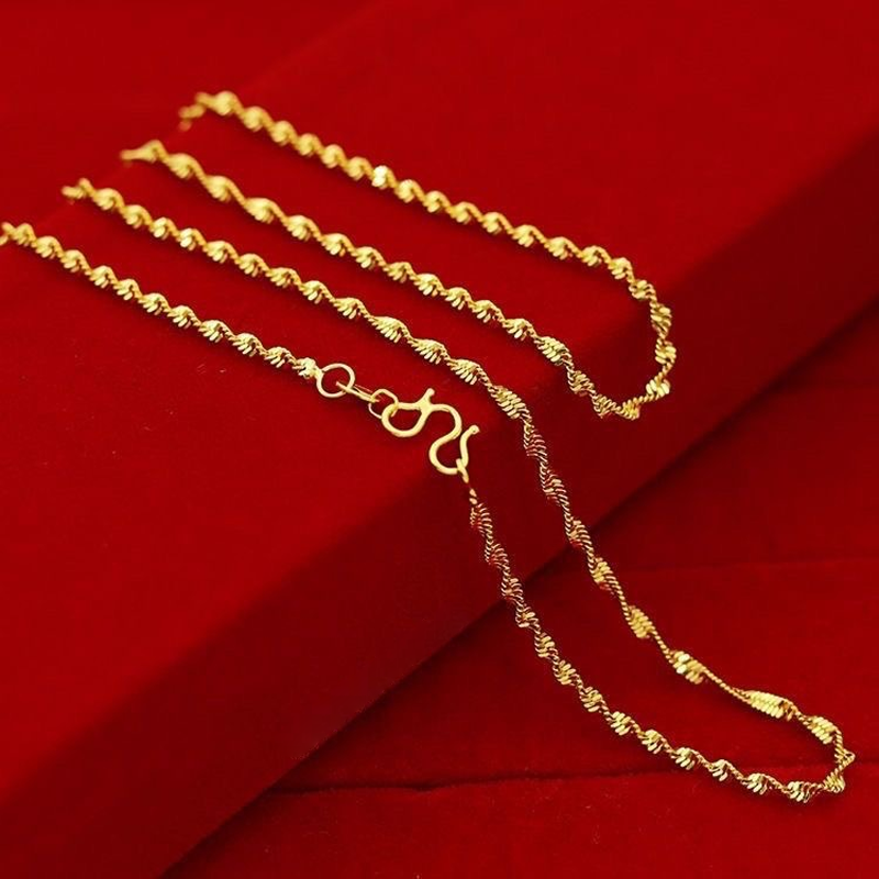 🔥50% RABATT NU!!🔥 Elegant halsband med droppformad fyrklöver